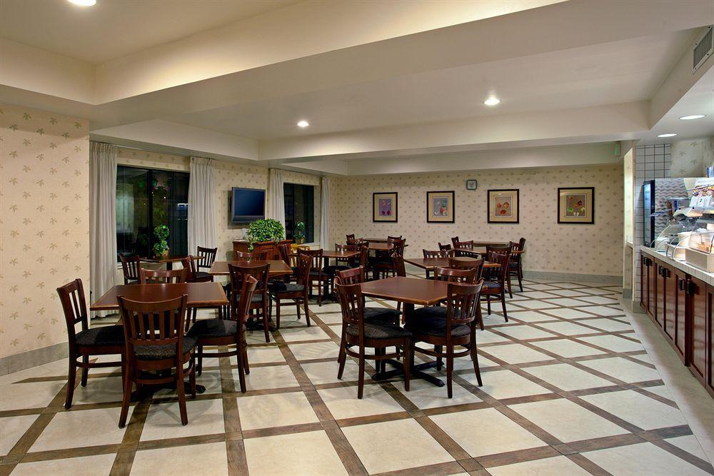 Holiday Inn Express & Suites Carpinteria By Ihg Restaurante foto