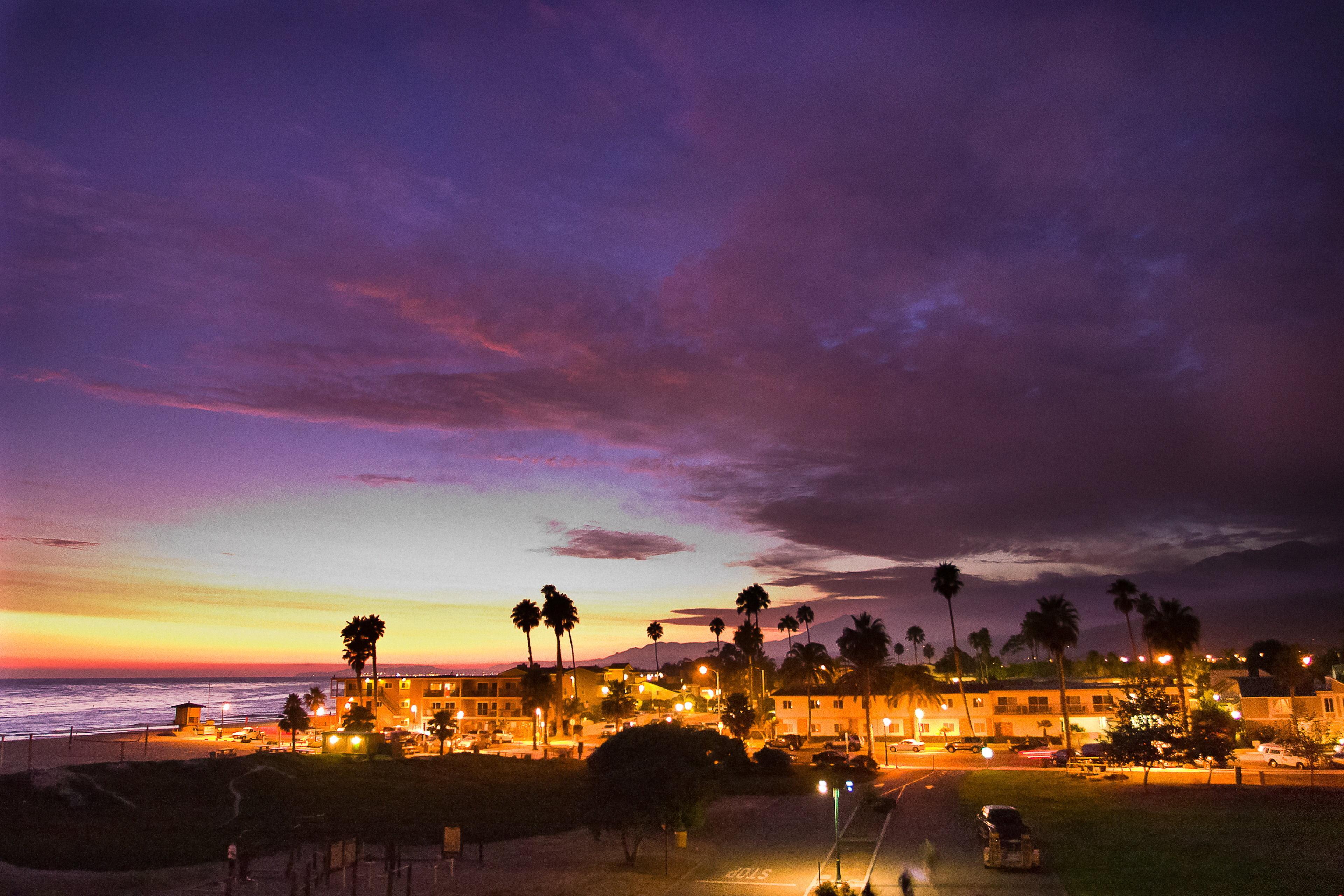 Holiday Inn Express & Suites Carpinteria By Ihg Exterior foto