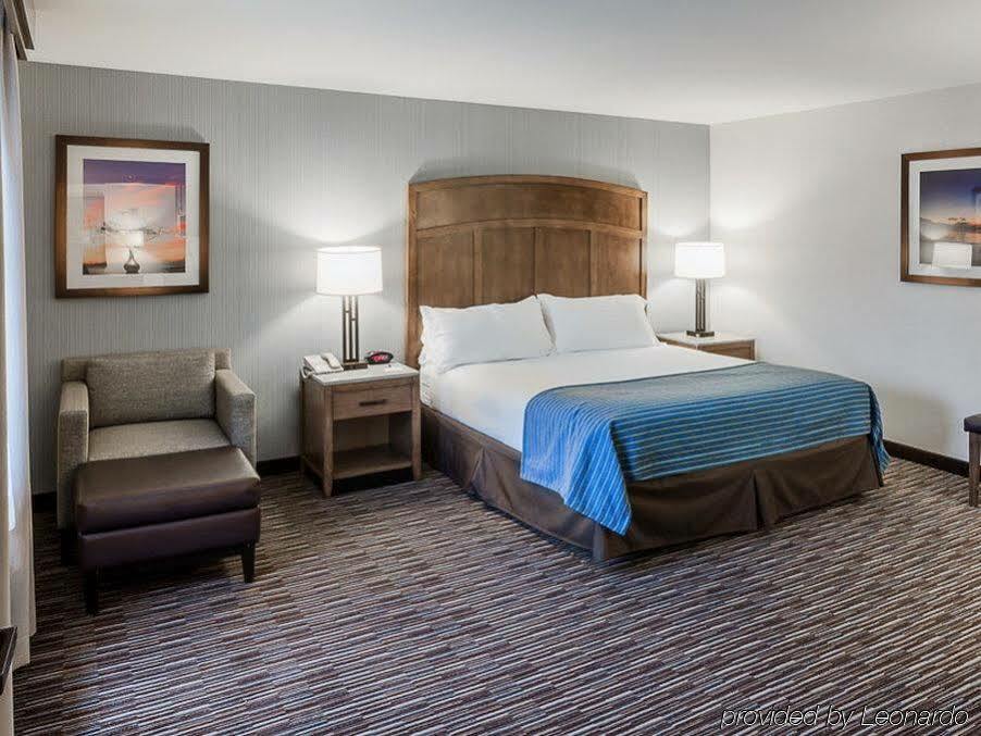 Holiday Inn Express & Suites Carpinteria By Ihg Exterior foto